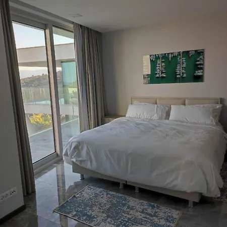 Private Inside The Luxury